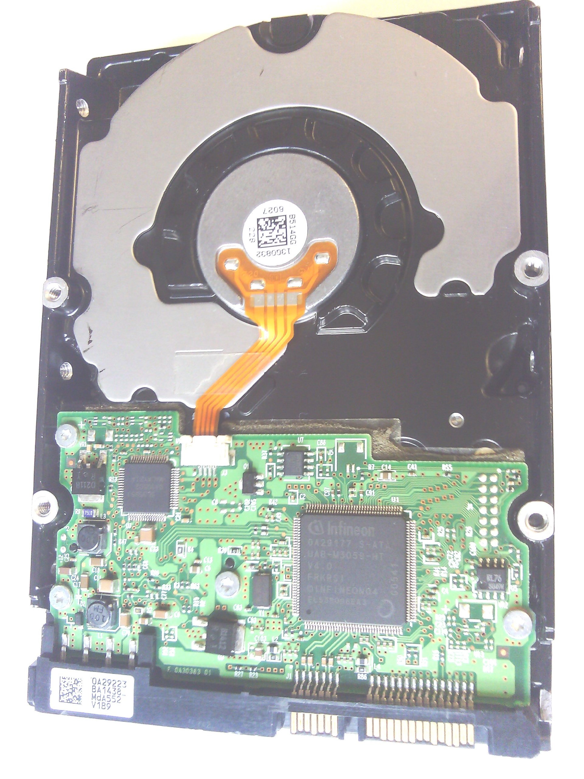 Amazon.co.jp: Hitachi HDT722525DLA380 Hitachi Deskstar 250GB 7200
